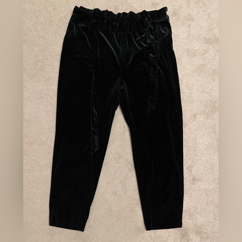 Black Velvet Ankle Pants with Belt